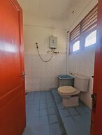 OYO 93062 Sibayak Multinational Rest House