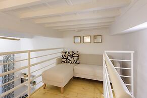 Madame Betta by Mmega