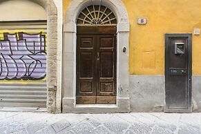 Madame Betta by Mmega