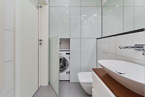 Nowa Papiernia Apartments by Renters