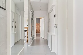 Nowa Papiernia Apartments by Renters