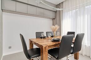 Nowa Papiernia Apartments by Renters