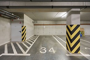 Nowa Papiernia Apartments by Renters