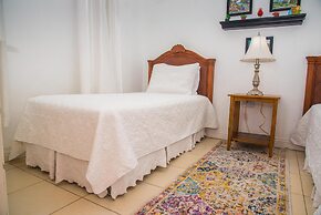 Itti Barry Villa - Your Authentic Stay