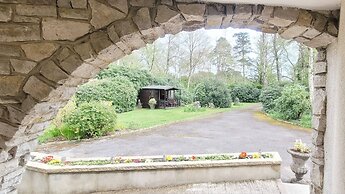 Birchcroft Hideaway