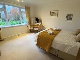 Birchcroft Hideaway