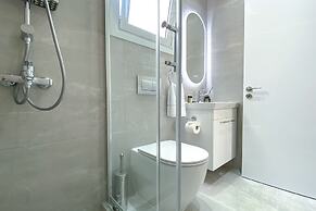 Phaedrus Living: Limnaria Luxury Flat Vine 121