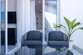 Phaedrus Living: Limnaria Luxury Flat Vine 121