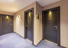 Lenora Airport Hotel