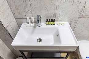 Lenora Airport Hotel