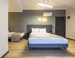 Lenora Airport Hotel