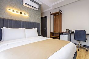 Lenora Airport Hotel