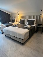 D Twins Airport Hotel