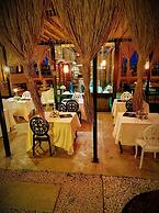 D Twins Airport Hotel