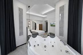 D Twins Airport Hotel