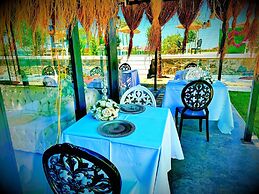 D Twins Airport Hotel