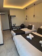 D Twins Airport Hotel