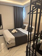 D Twins Airport Hotel