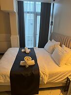 D Twins Airport Hotel