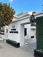 D Twins Airport Hotel