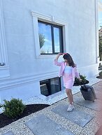 D Twins Airport Hotel