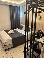 D Twins Airport Hotel