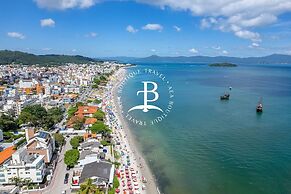 Vista mar 2 suítes e piscina exterior