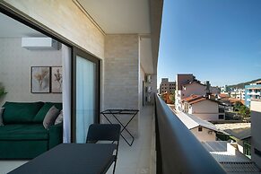 864A Apartamento 2 Suítes Bombinhas SC