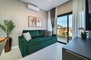 864A Apartamento 2 Suítes Bombinhas SC