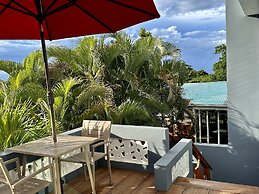 Old Crow Hotel and Suites