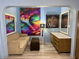 Old Crow Hotel and Suites