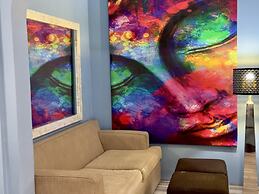 Old Crow Hotel and Suites