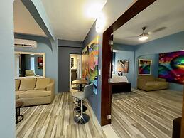 Old Crow Hotel and Suites