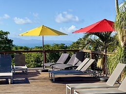 Old Crow Hotel and Suites