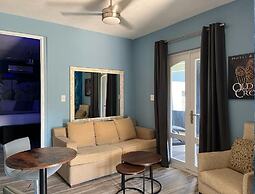 Old Crow Hotel and Suites