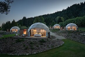 Cross Hill Lodge & Domes