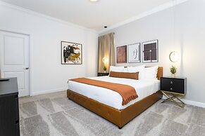 Super Luxury Modern Home Prime Location