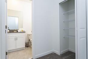 Super Luxury Modern Home Prime Location