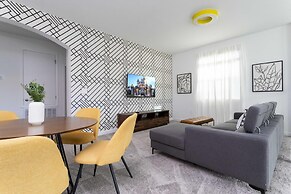 Super Luxury Modern Home Prime Location