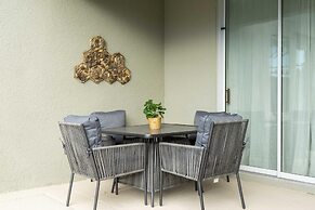 Super Luxury Modern Home Prime Location