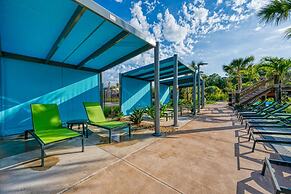 Super Luxury Modern Home Prime Location