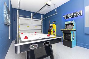 Super Luxury Modern Home Prime Location