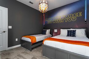 Super Luxury Modern Home Prime Location