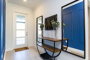 Super Luxury Modern Home Prime Location