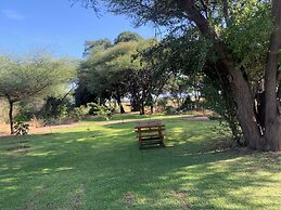 Lorato Lodge and Camping