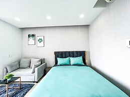 River Gate Apartment D1