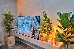 River Gate Apartment D1