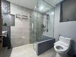 River Gate Apartment D1