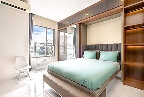 River Gate Apartment D1