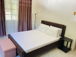 Olympia Travellers Inn